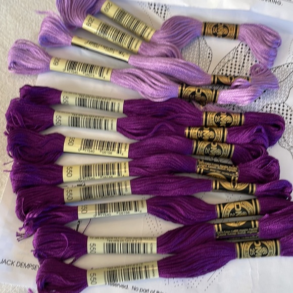 Jack Dempsey (2003) 18” quilt squares (6), item 732, pattern #274, Iris - Picture 9 of 11